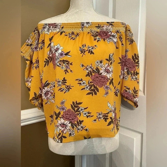 Francesca’s Floral Yellow Blue Rain Off the Shoulder‎ top NWT size S - Picture 3 of 12